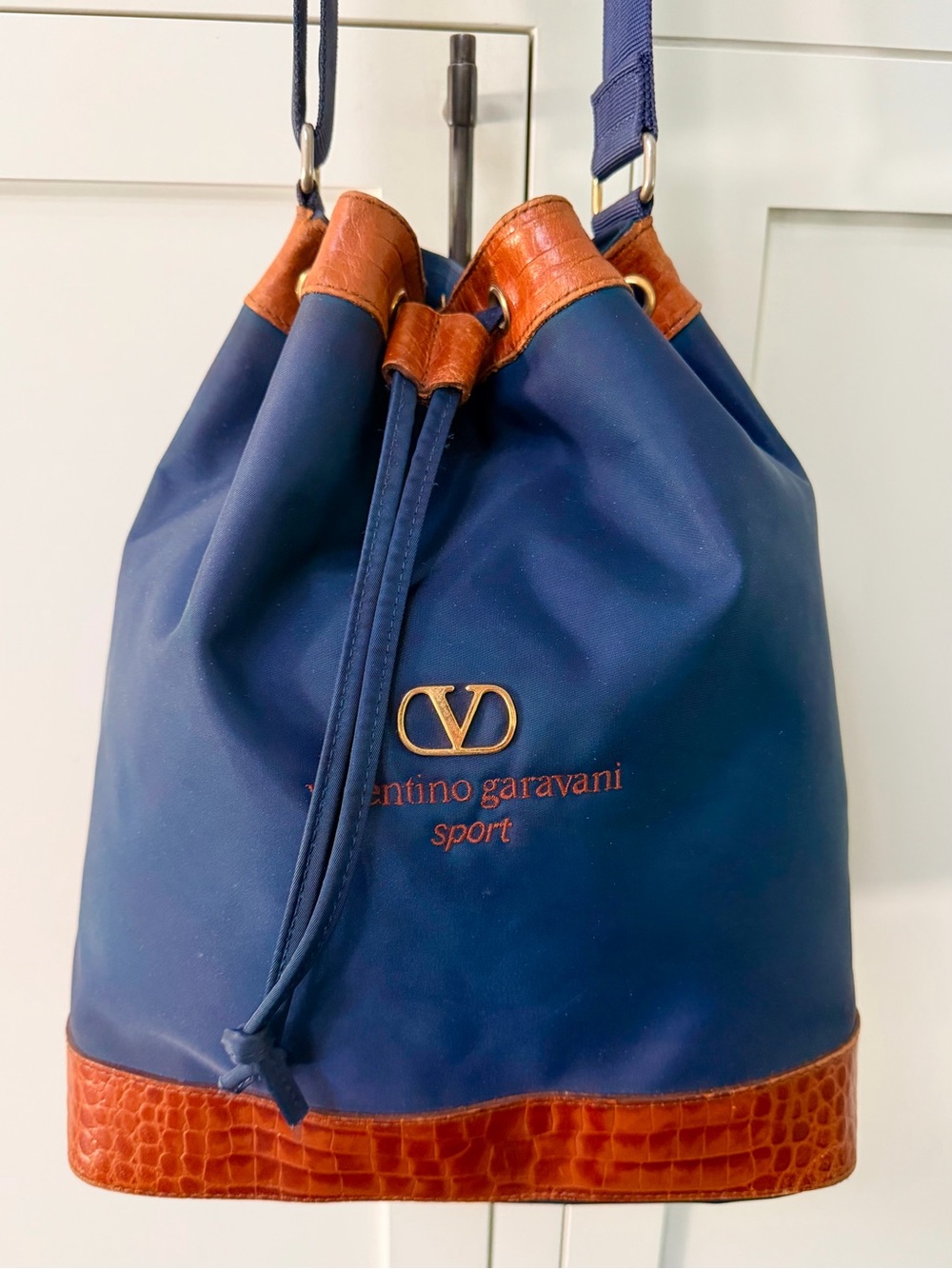 VALENTINO GARAVANI Vintage Sport 2-Way Bucket Crossbody Bag
